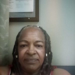 Meet your Posher, Pamela